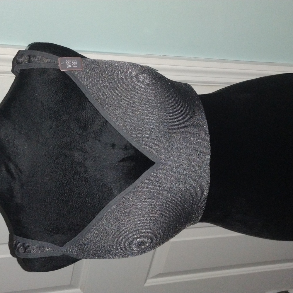 NWT Body Embrace Multi-Fit Bra  size 38D